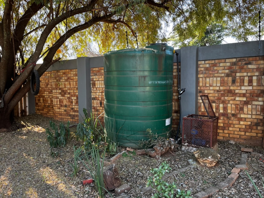 3 Bedroom Property for Sale in Flamwood North West